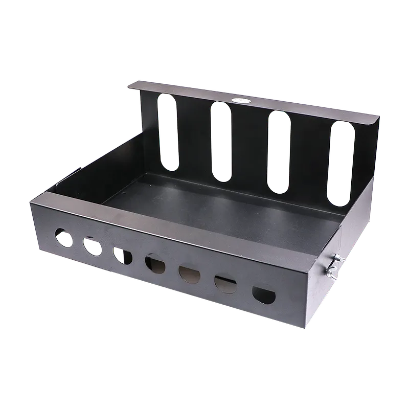 قاعدة معدنية سوداء لخزان حبر طابعة إيكوسولفنت، من أهم قطع غيار ماكينات الدعاية والاعلان، تتميز بفتحات تهوية وتصميم صلب لضمان استقرار تدفق الحبر أثناء الطباعة.